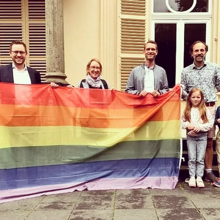 AKTION FLAGGE ZEIGEN