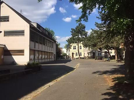 ZOOM KONFERENZ: VIRTUELLE VEREINSVORSTELLUNG UND ZUKUNFT DER GEBÄUDE DER EHEMALIGEN MICHAELSCHULE